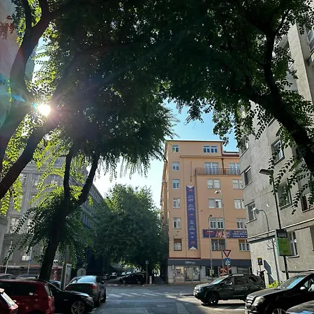 Urban Zenhouse No 2-breakfast Optional *