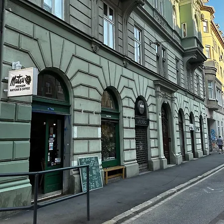 Daire Urban Zenhouse No 2-breakfast Optional Bratislava