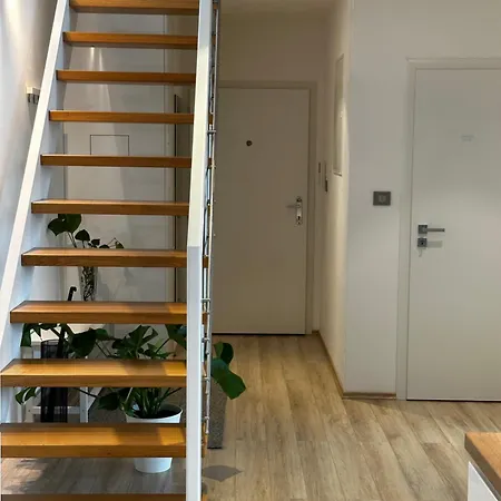 Urban Zenhouse No 2-breakfast Optional Apartment