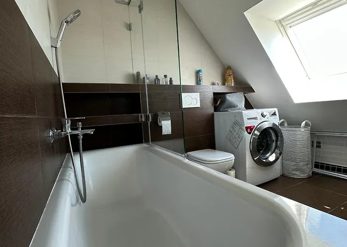 Urban Zenhouse No 2-breakfast Optional Appartement Bratislava